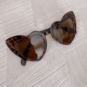 Heart Tortoise Shell Sunglasses